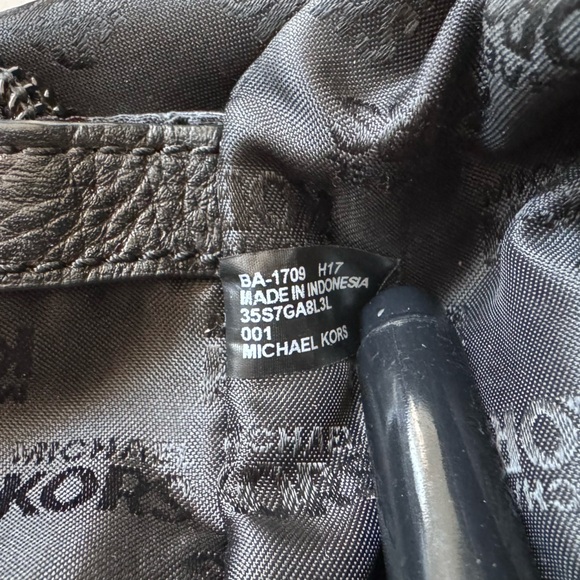 MICHAEL Michael Kors Black Pebbled Leather Satchel Hobo Bag  Used-Missing Straps - Picture 11 of 16